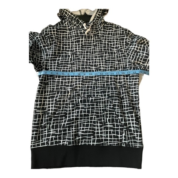 CRISTINA MARTINEZ GENDER INCLUSIVE GRAPHIC FLEECE HOODIE IN BLACK LADDER… - Picture 10 of 12